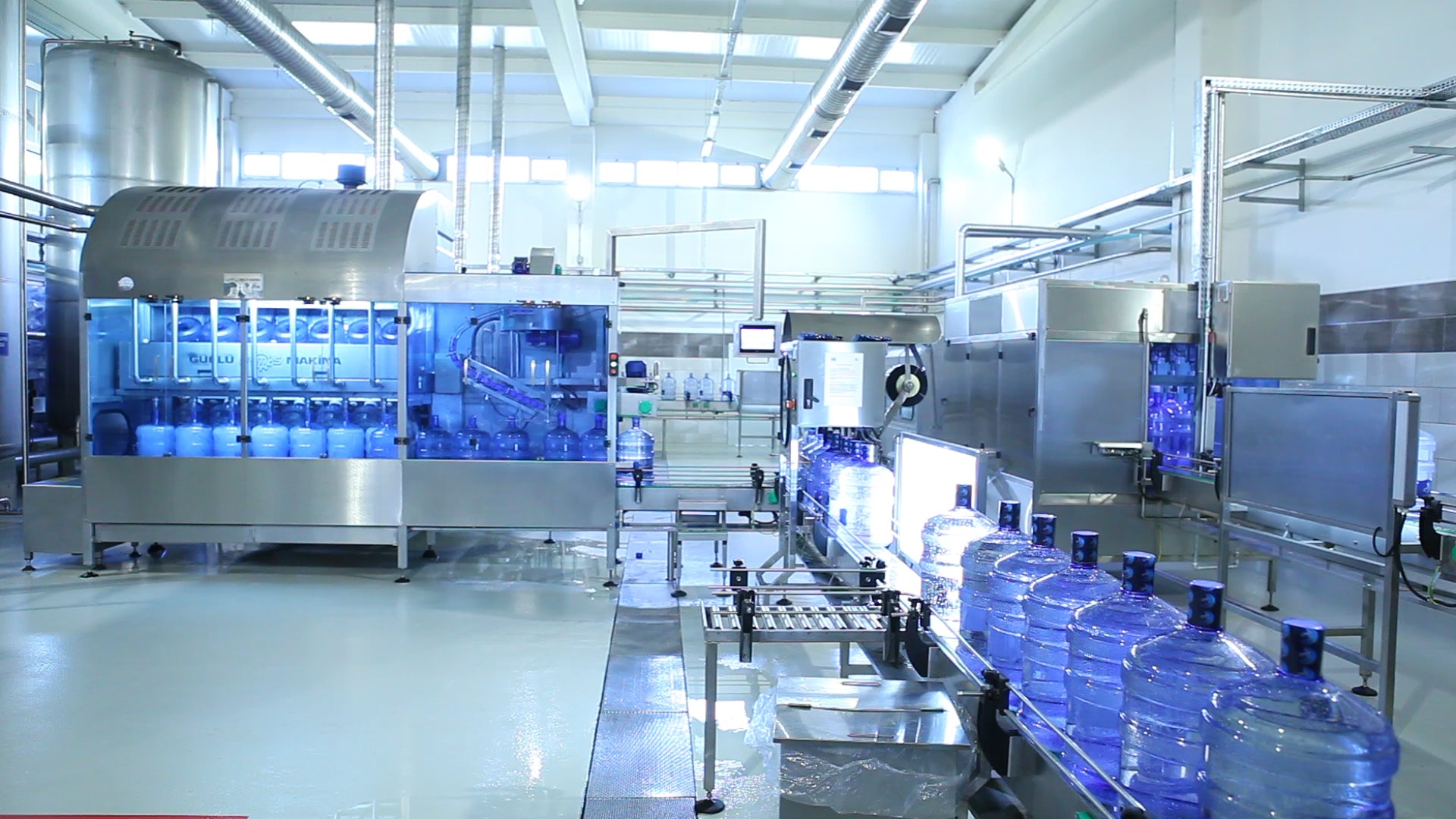 PC-1500 | 1500 bph Polycarbonate Gallon Filling Line (19L / 23L)